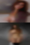 Woman looking for couples