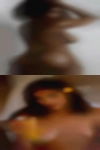 Woman looking for couples