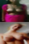 Girls looking wet pussy