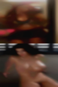 I love girls gettn my tiddy's kiss sucked on.